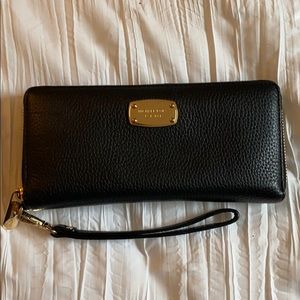 Black Michael Kors wristlet wallet